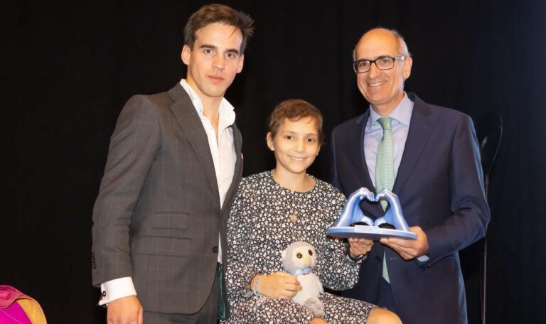 ev-20251201-07-cena-benefica-fundacion