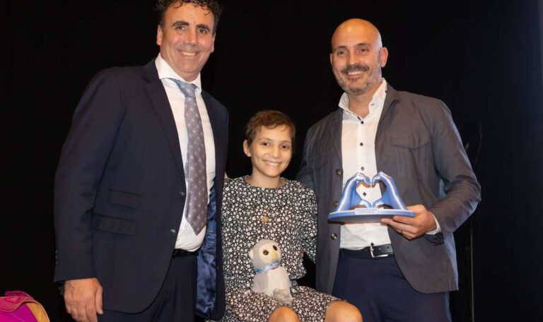 ev-20251201-08-cena-benefica-fundacion